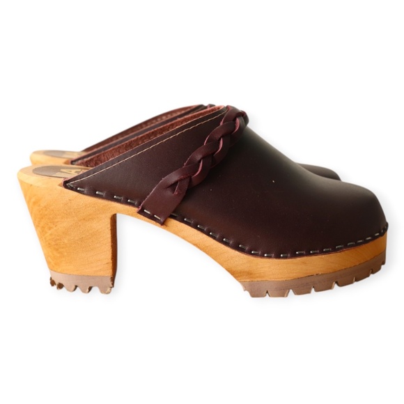 MIA Elsa Swedish Clog Wine Color Size 39